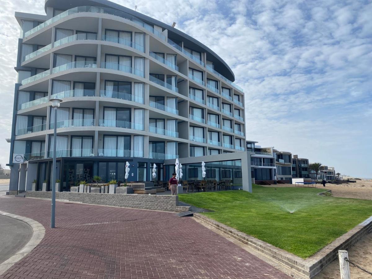 Apartment 32, Bay View Suites Langstrand Bagian luar foto