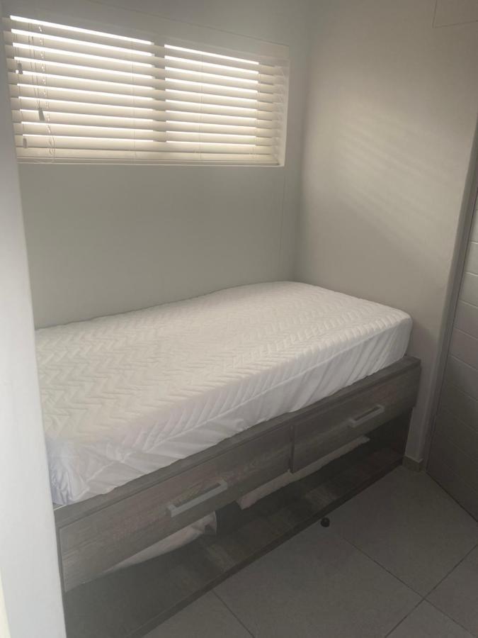 Apartment 32, Bay View Suites Langstrand Bagian luar foto